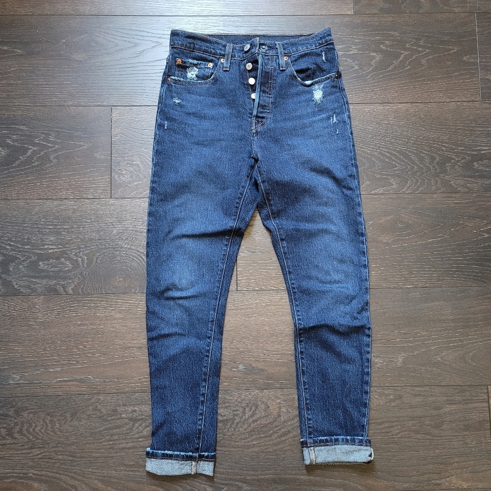 NWOT Levi's 501 Skinny Dark Wash